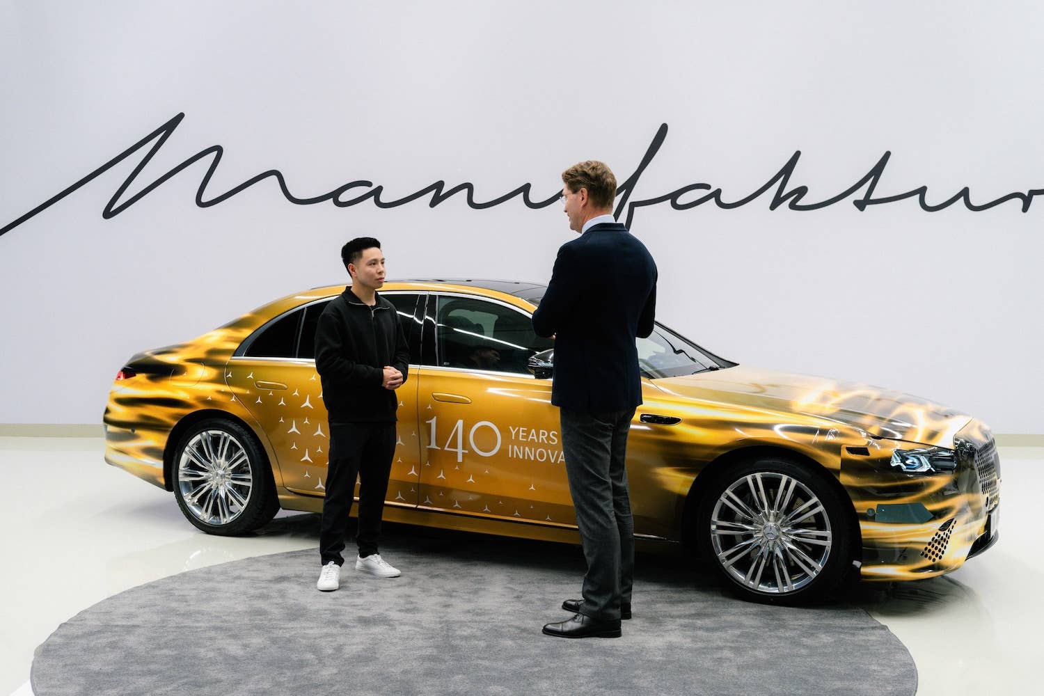 Refreshed Mercedes-Benz S-Class Teaser