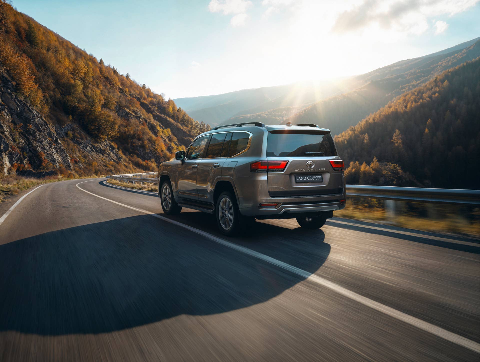 2026 Toyota Land Cruiser 300 Hybrid
