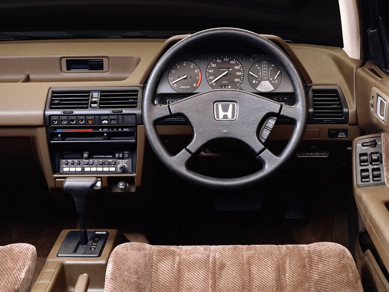 Second-generation Honda Vigor