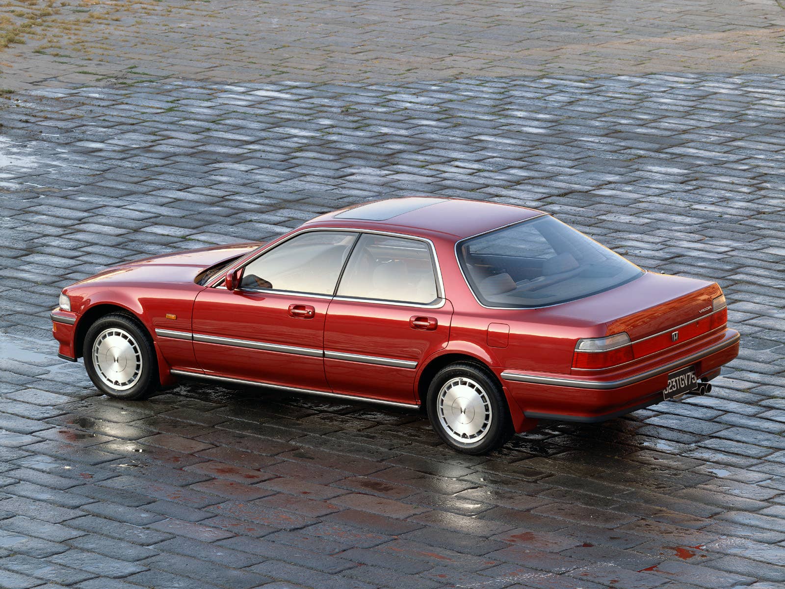 Third-generation Honda Vigor