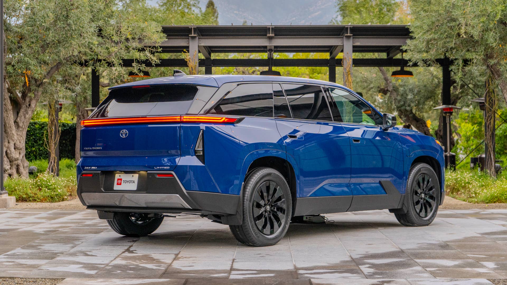 Lexus Teases New Three-Row EV SUV Based on Highlander EV - Autoblog
