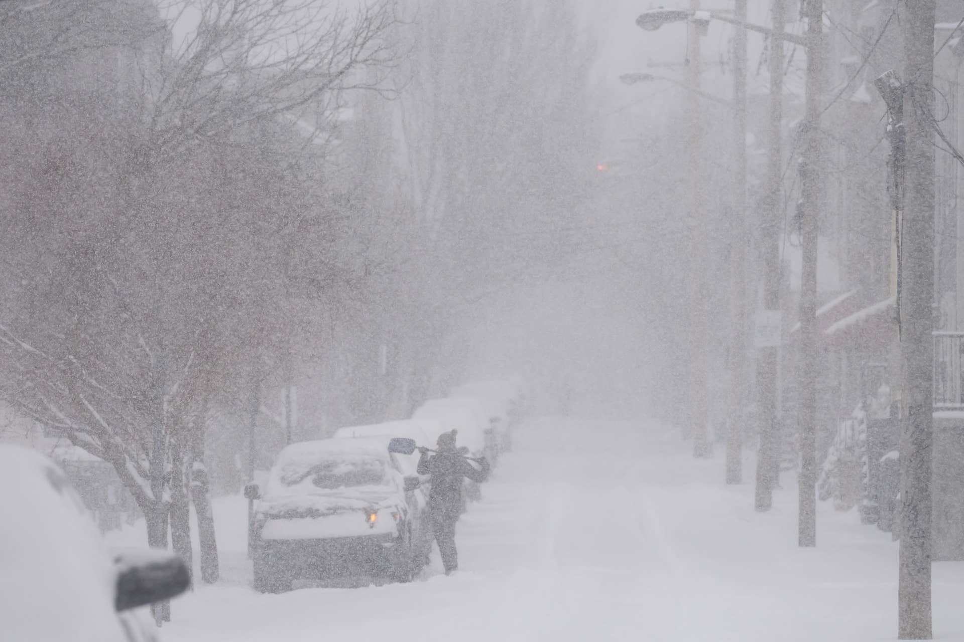 Winter Storm Warning: 12+ Inches of Snow & Hurricane-Force Winds Set To ...