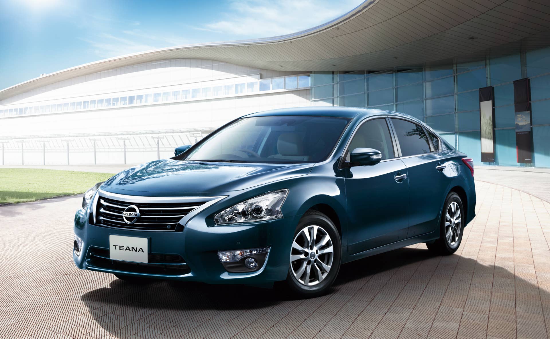 The Nissan Altima Has a Very Different Reputation Outside the U.S ...