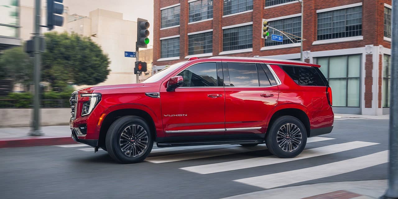 2026 GMC Yukon Elevation