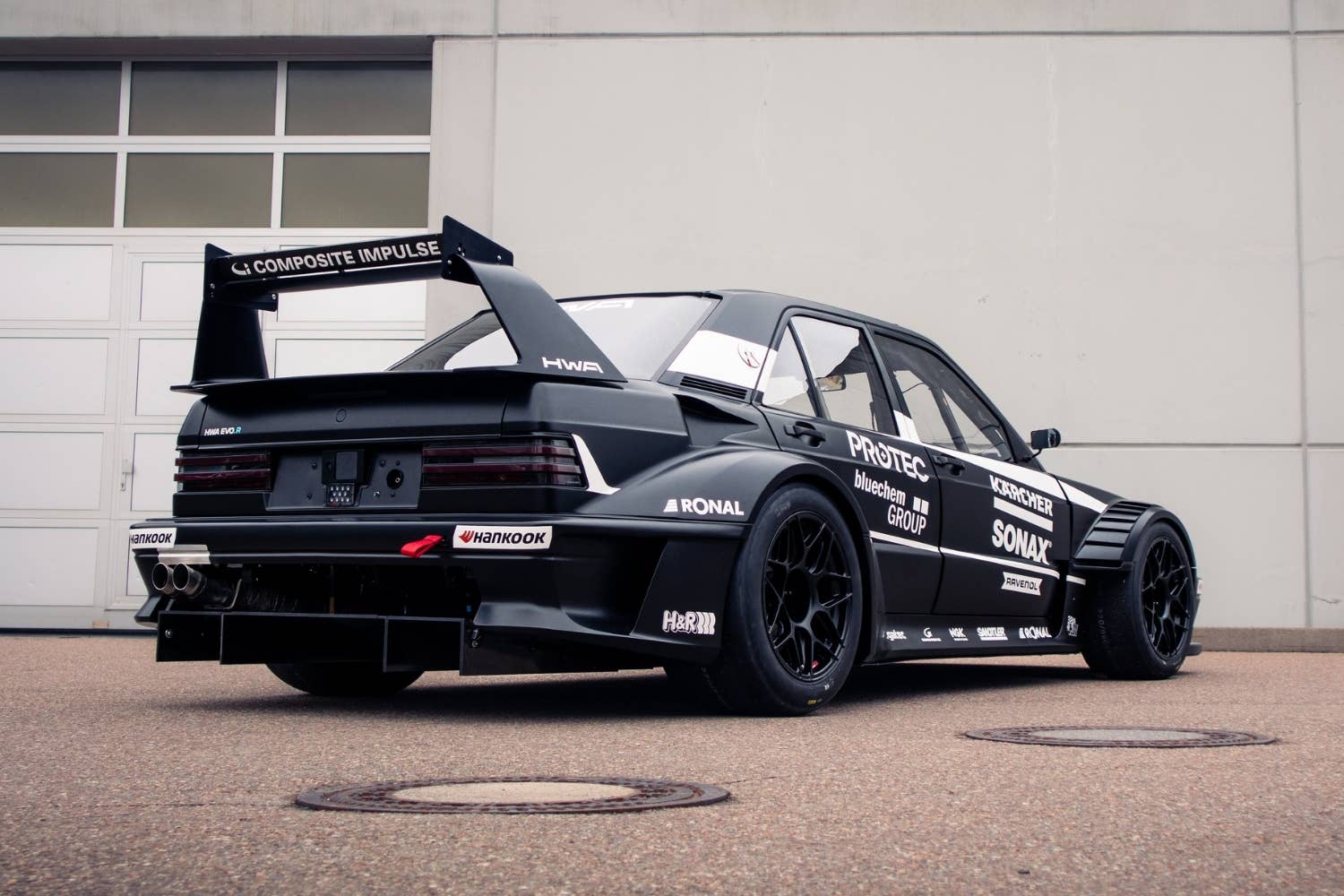 The Mercedes 190E Evo II Returns to the Nürburgring — in Modern Form ...