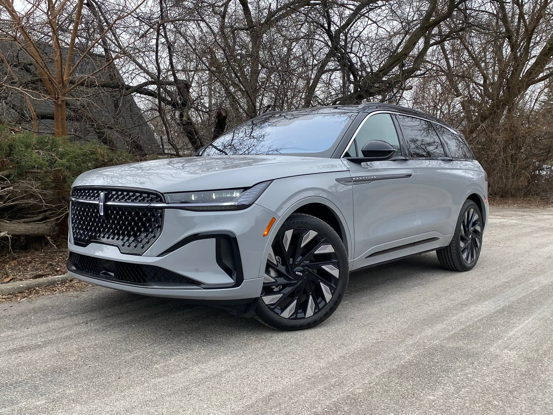 I Drove the 2026 Lincoln Nautilus Hybrid Black Label AWD. Here’s My ...
