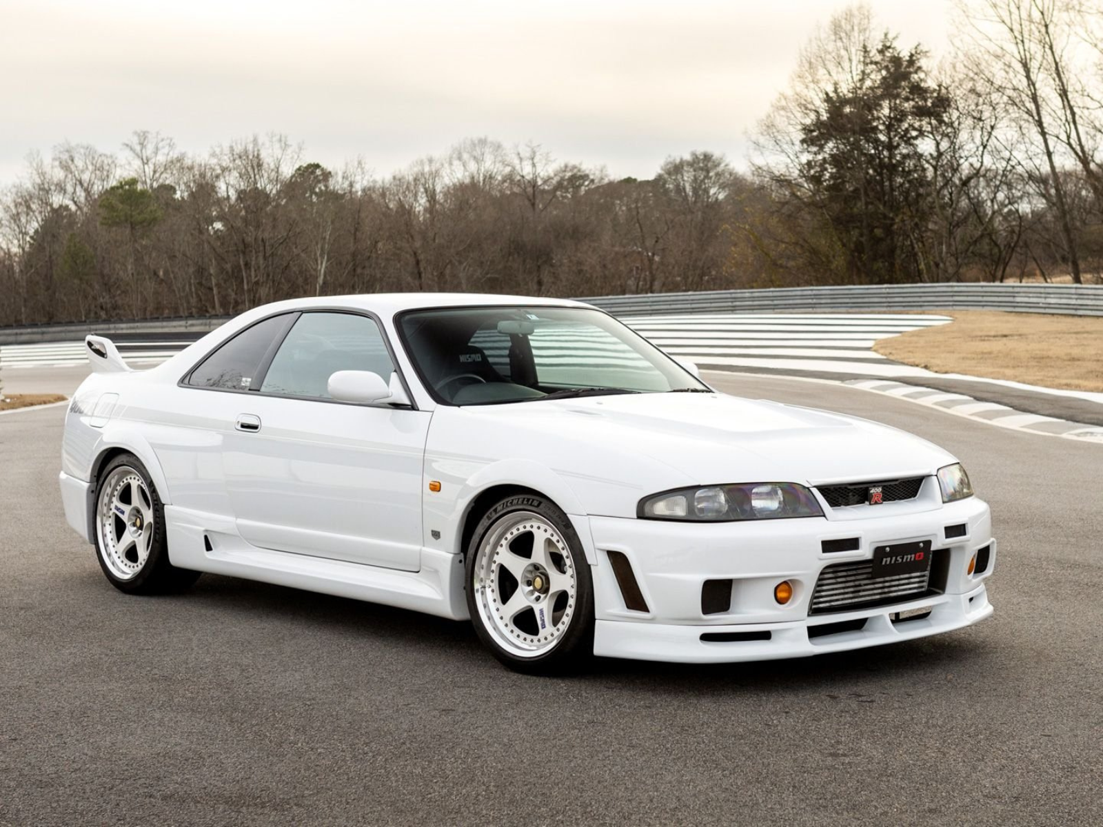1996-nissan-nismo-400r-4.png?