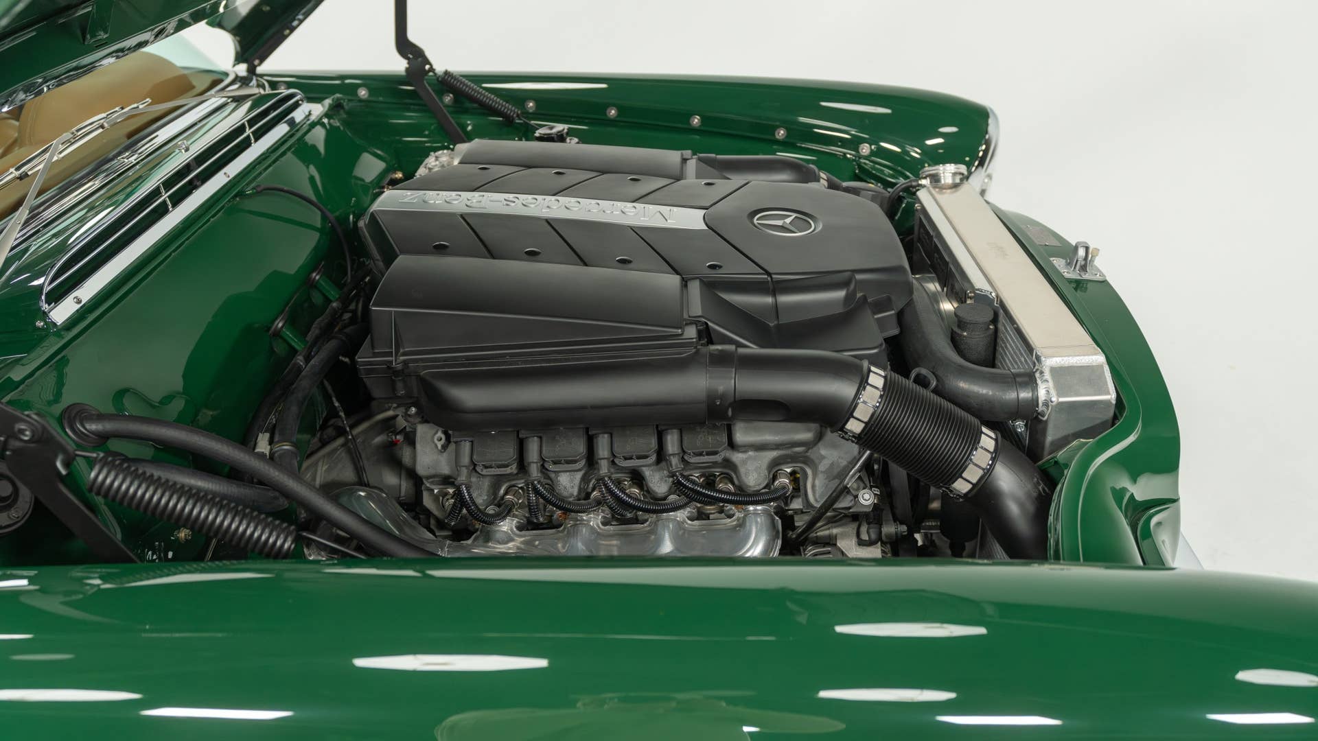 Mercedes R280 Engine This Classic Mercedes 280 SE Hides a 640-HP AMG V8 - Autoblog