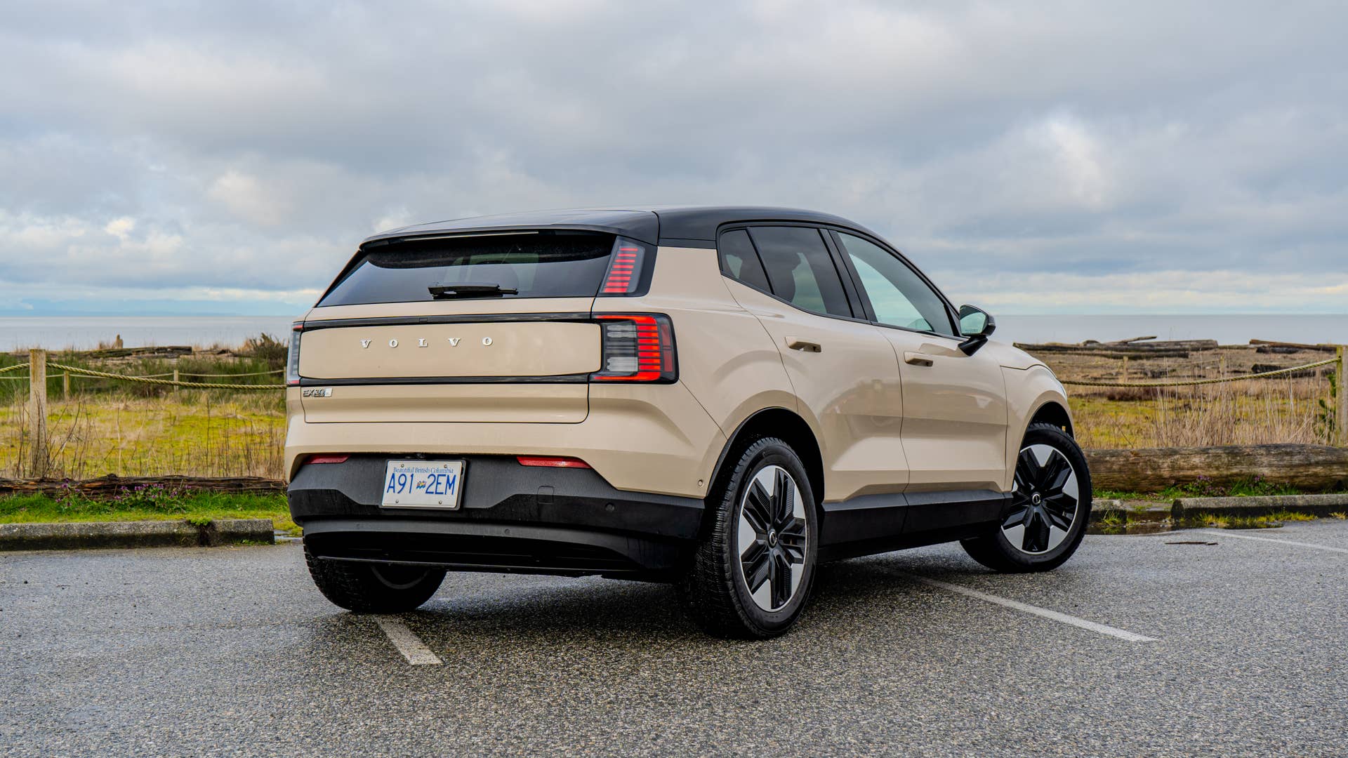 2026 Volvo EX30 Ultra Twin Motor Performance
