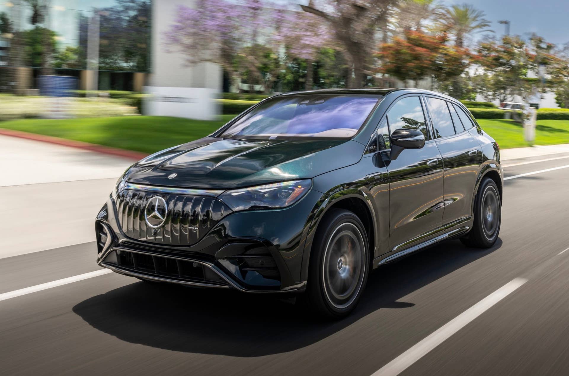 2026 Mercedes-AMG EQE SUV