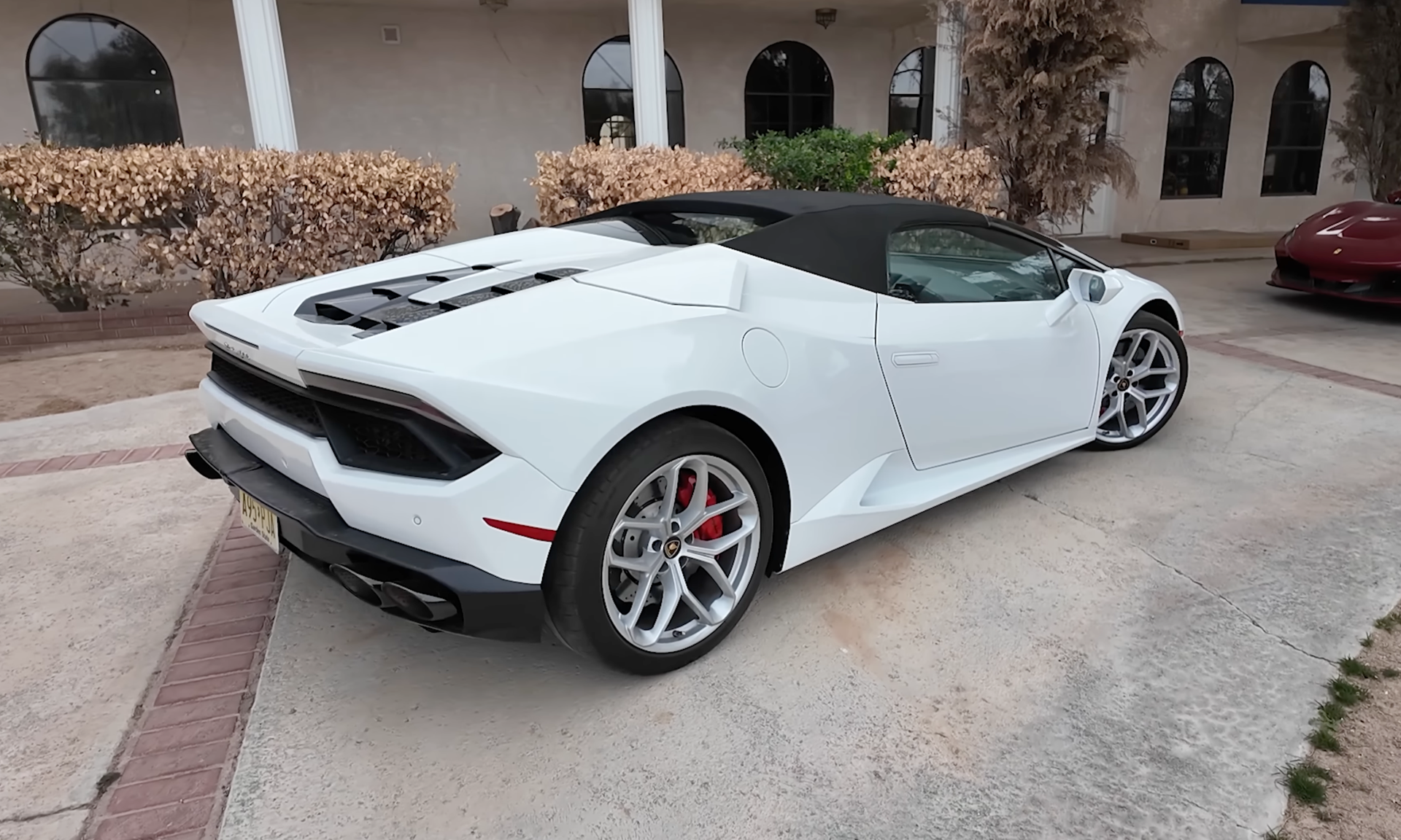 2019 Lamborghini Huracan rental rear 3/4