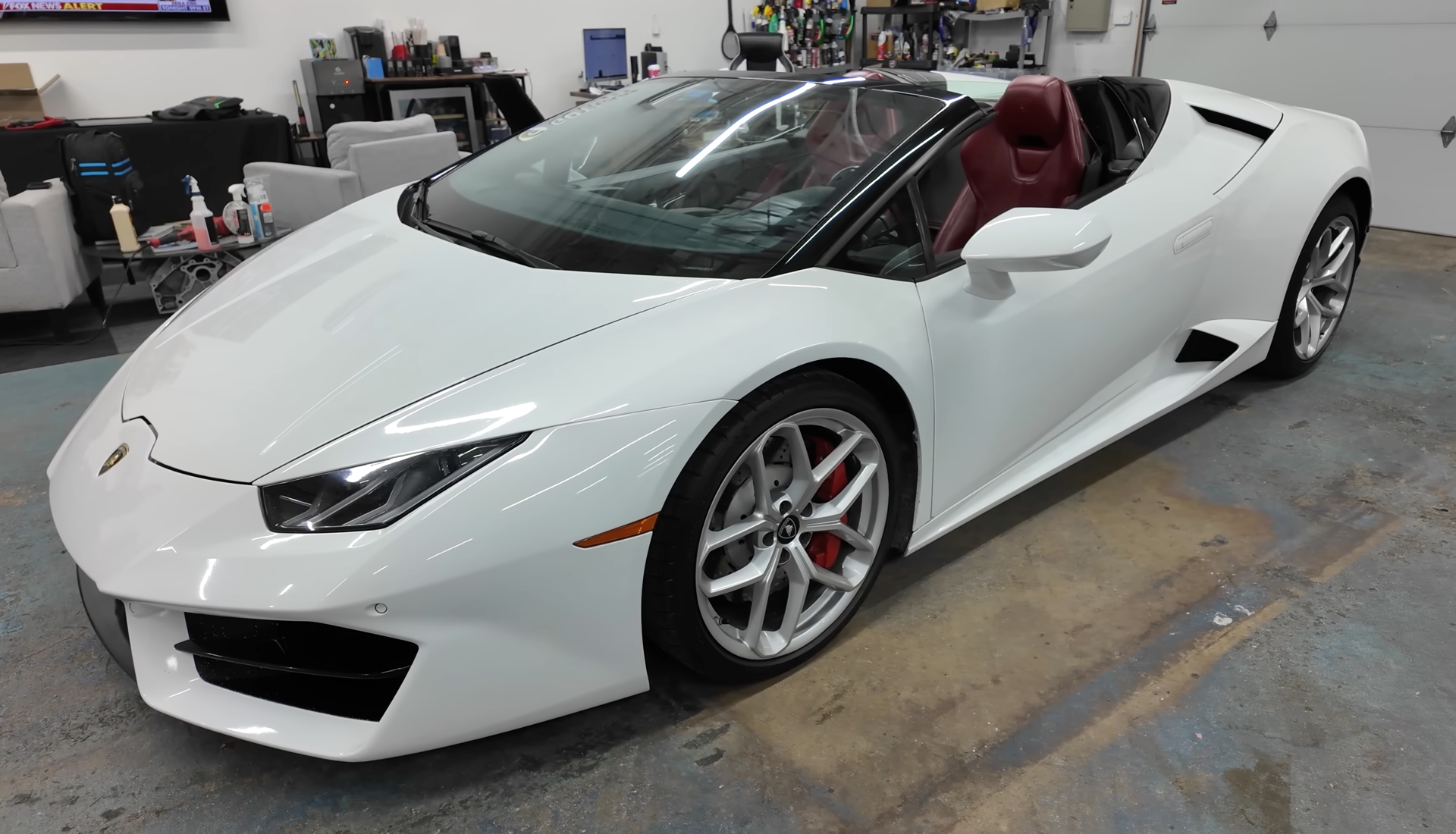 2019 Lamborghini Huracan front 3/4