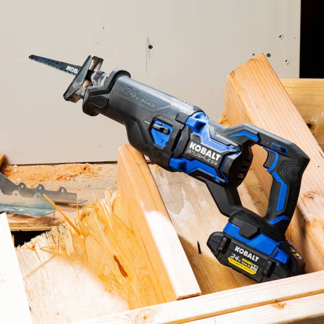 Kobalt 24V Cordless Reciprocating Saw&comma; &dollar;99 &lpar;was &dollar;179&rpar; at Lowe&CloseCurlyQuote;s