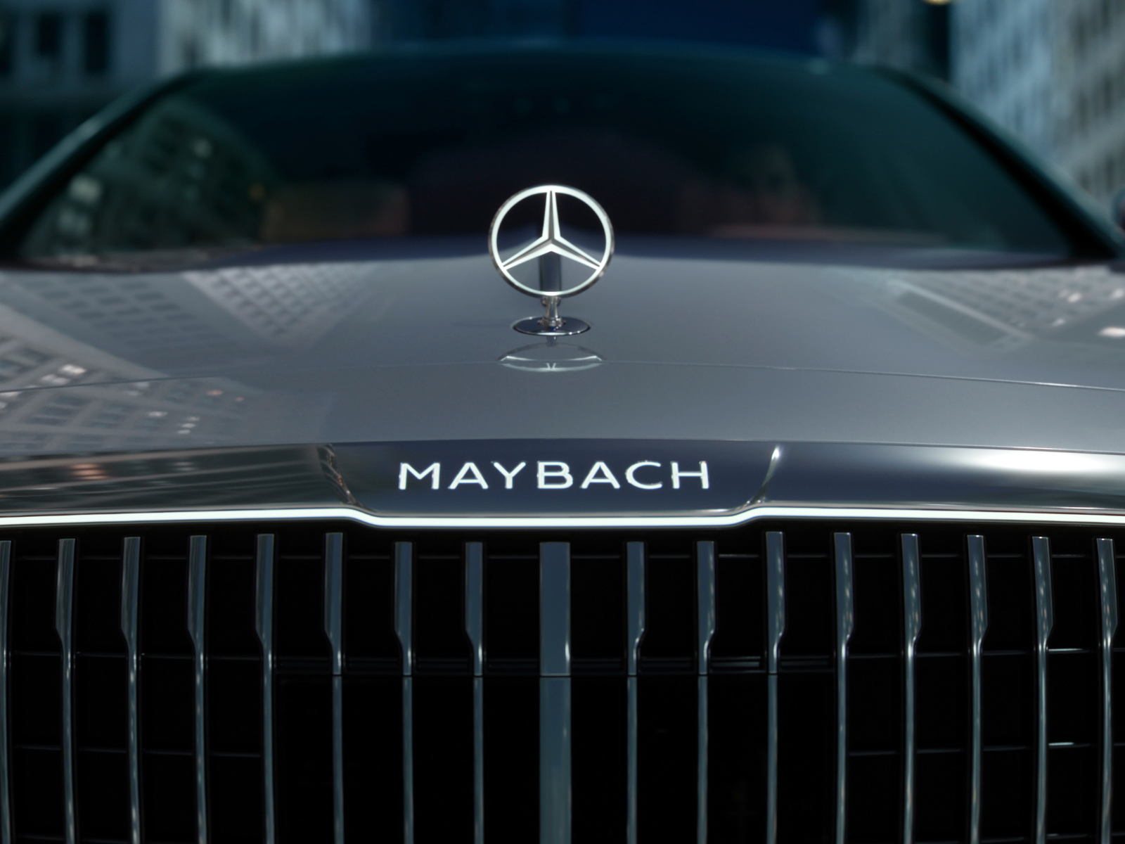 2027 Mercedes-Maybach S-Class grille and hood ornament