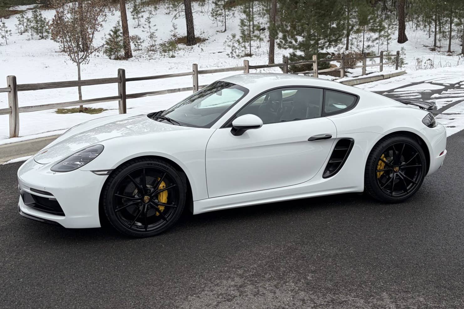 2019 Porsche 718 Cayman GTS