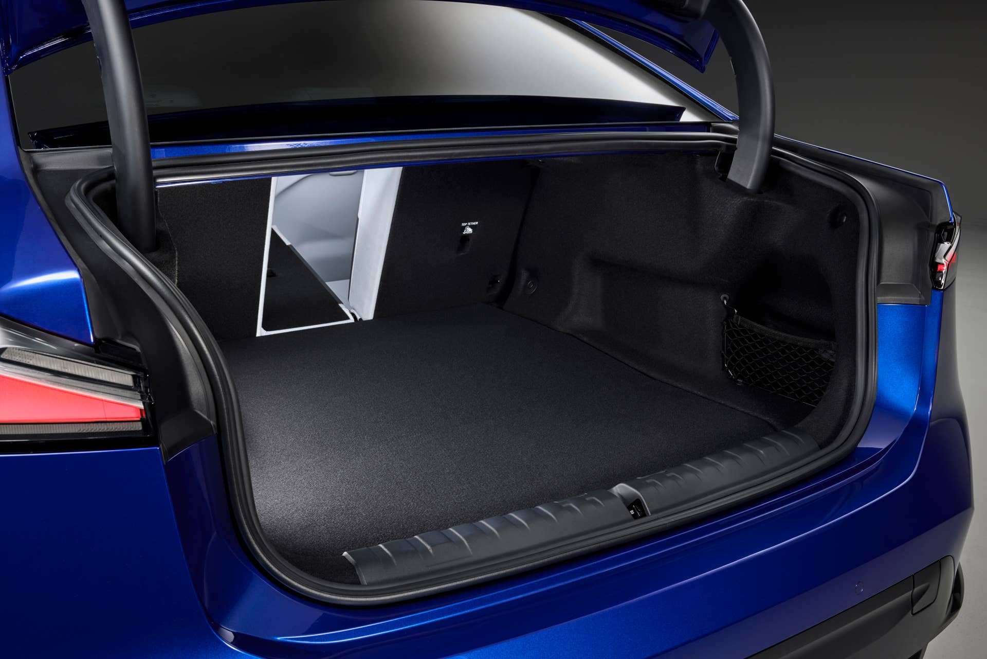 2027 BMW i3 trunk rear seats half flat