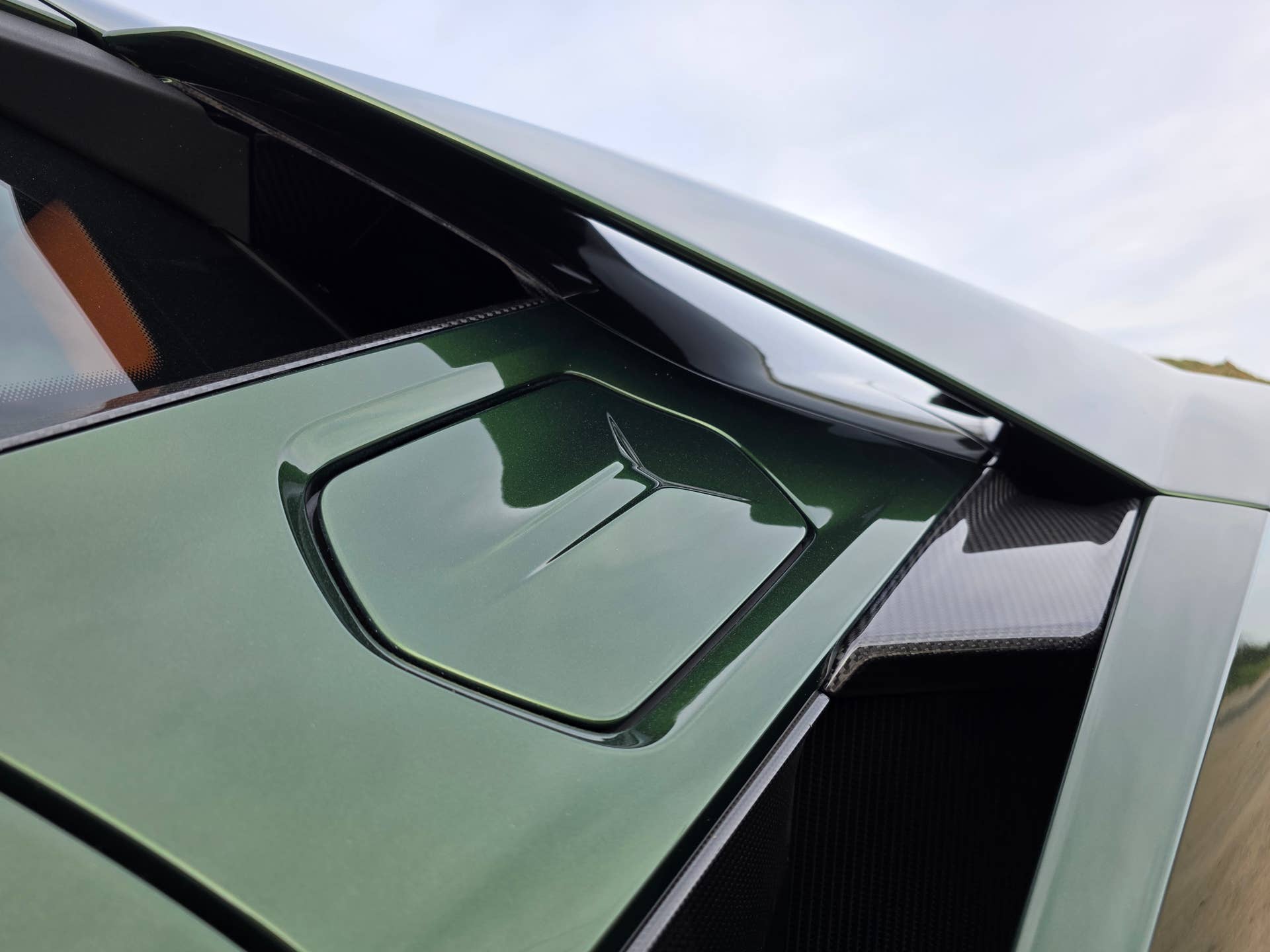 Lamborghini Revuelto