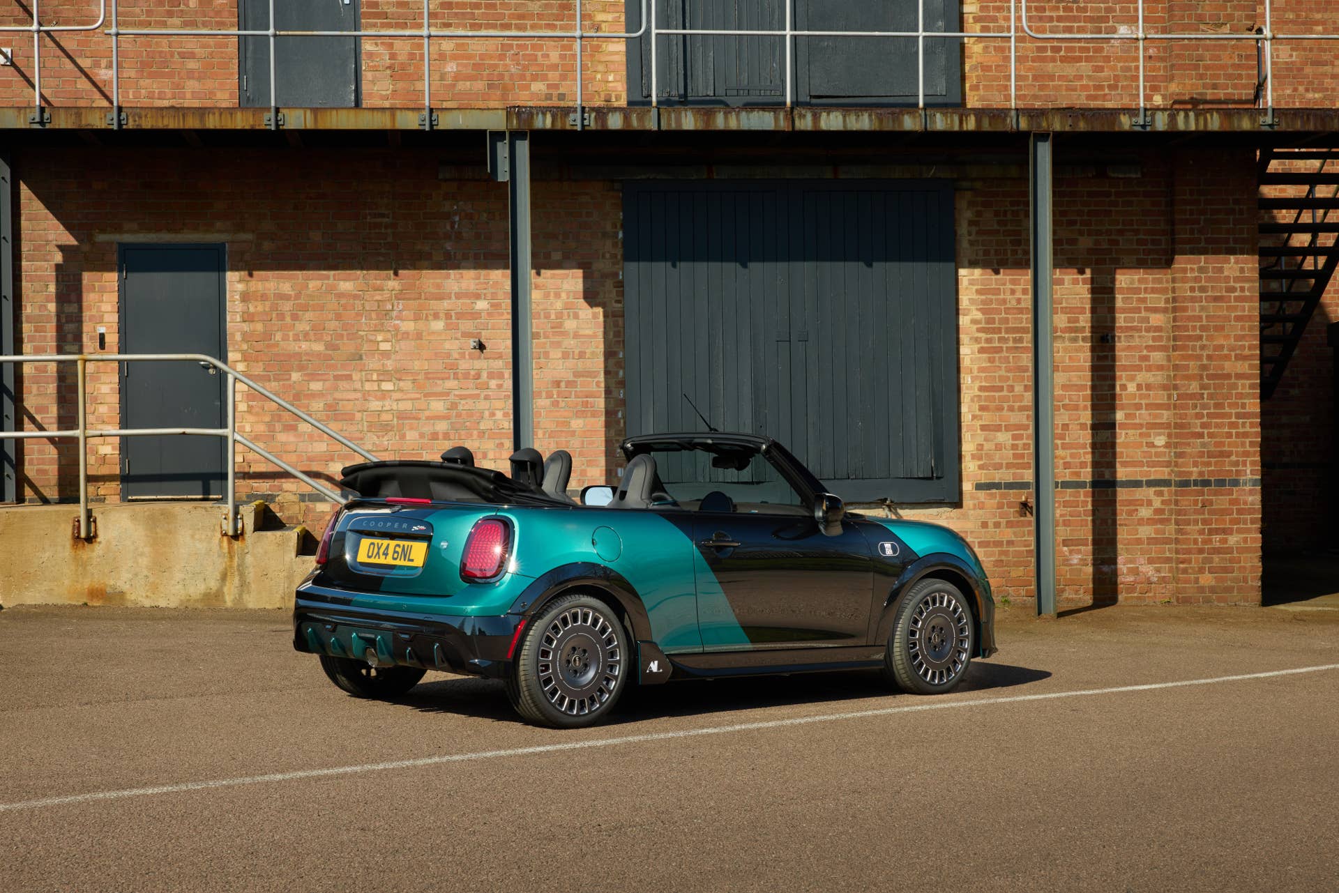 This One-Off Mini JCW Convertible Was Built for an NFL Superfan - Autoblog