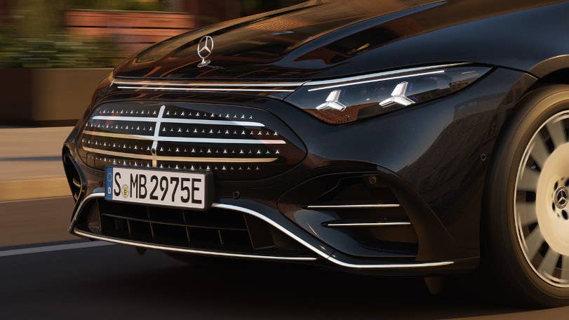 2027 Mercedes-Benz EQS 580 nose closeup