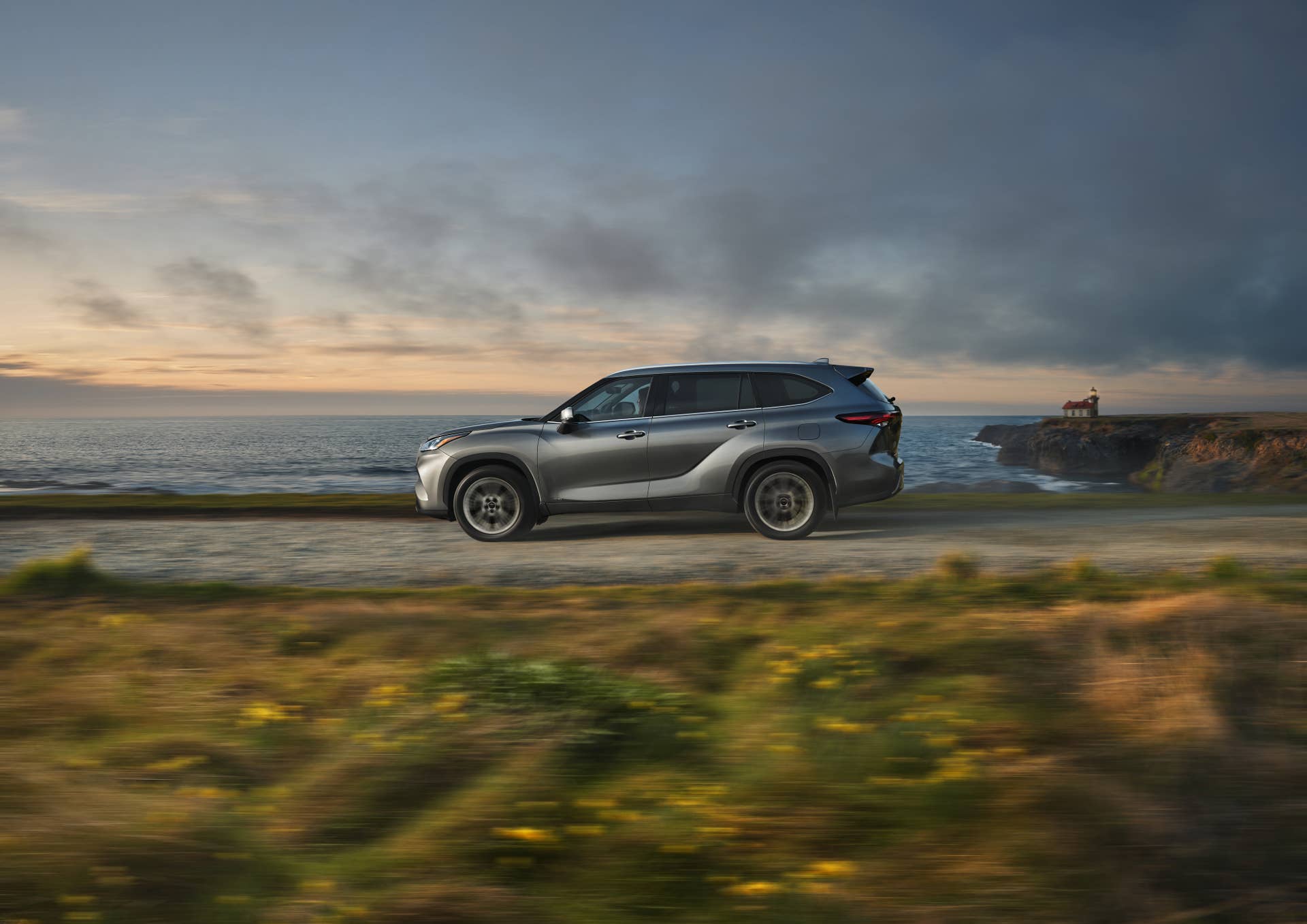 Row Base Toyota's Three-Row Highlander Limited Is Leasing From $... This May ...