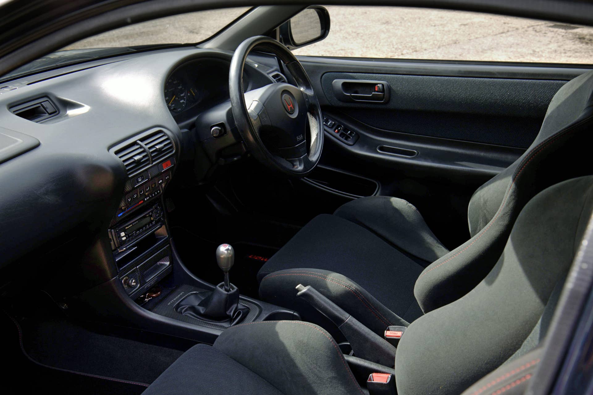 This Integra Type R Build Shows Why It’s Now a $120,000 Collector Car ...