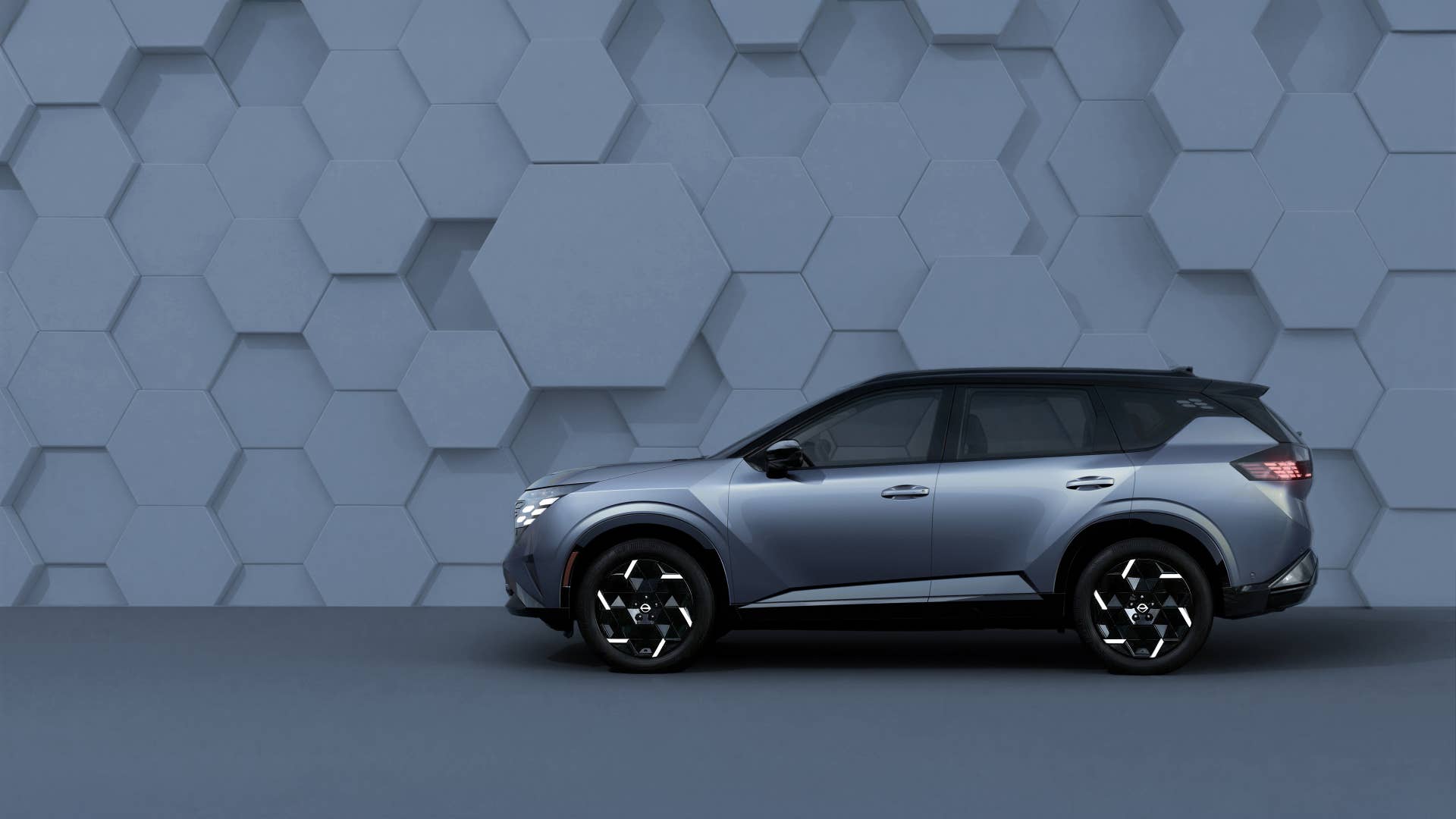 2027 Nissan Rogue silver side view