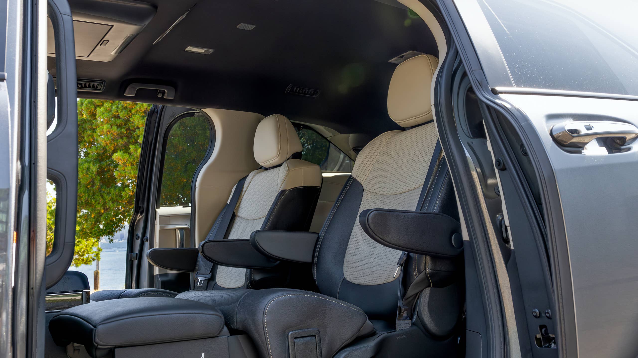 2025-2026 Toyota Sienna interior 2nd row captain's chairs with ottomans