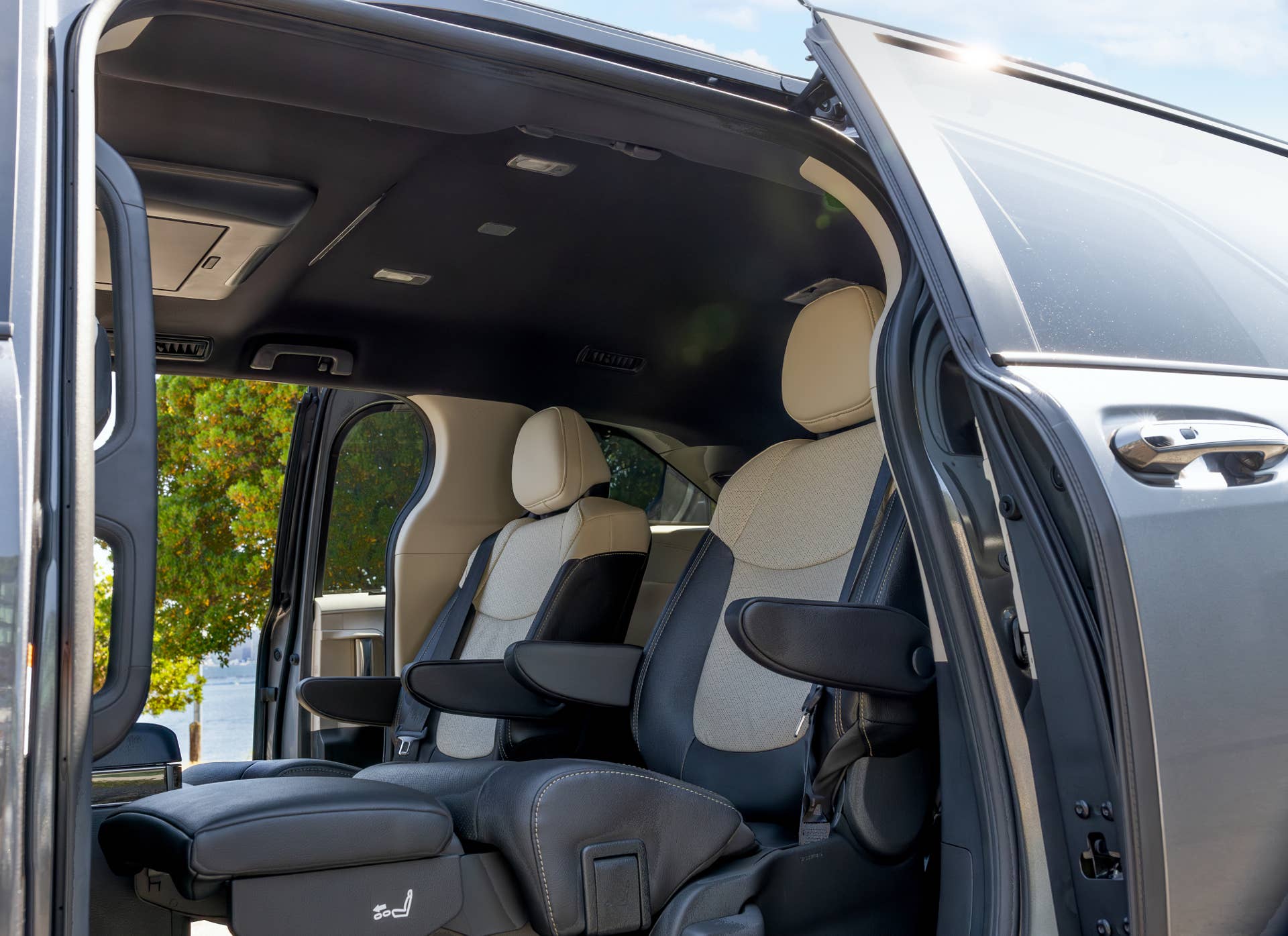 2025-2026 Toyota Sienna