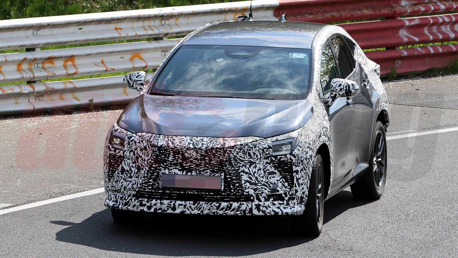 2027 Lexus NX spy shot