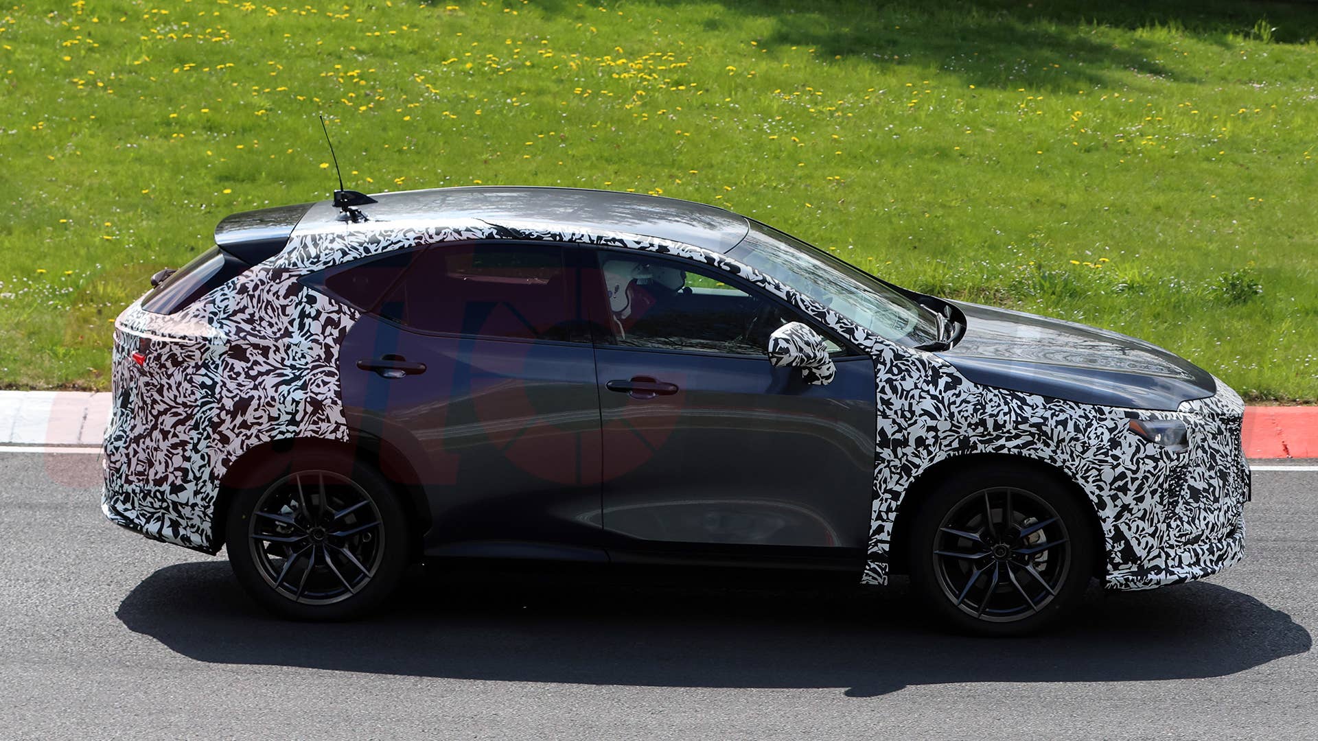 2027 Lexus NX spy shot