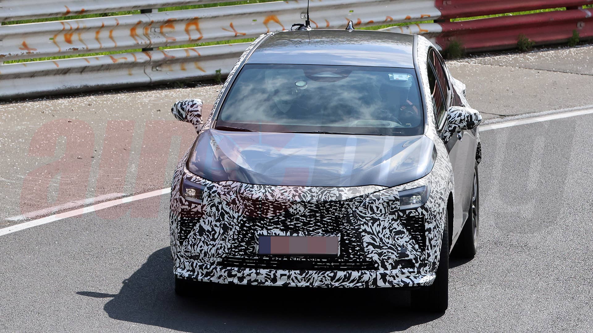 2027 Lexus NX spy shot