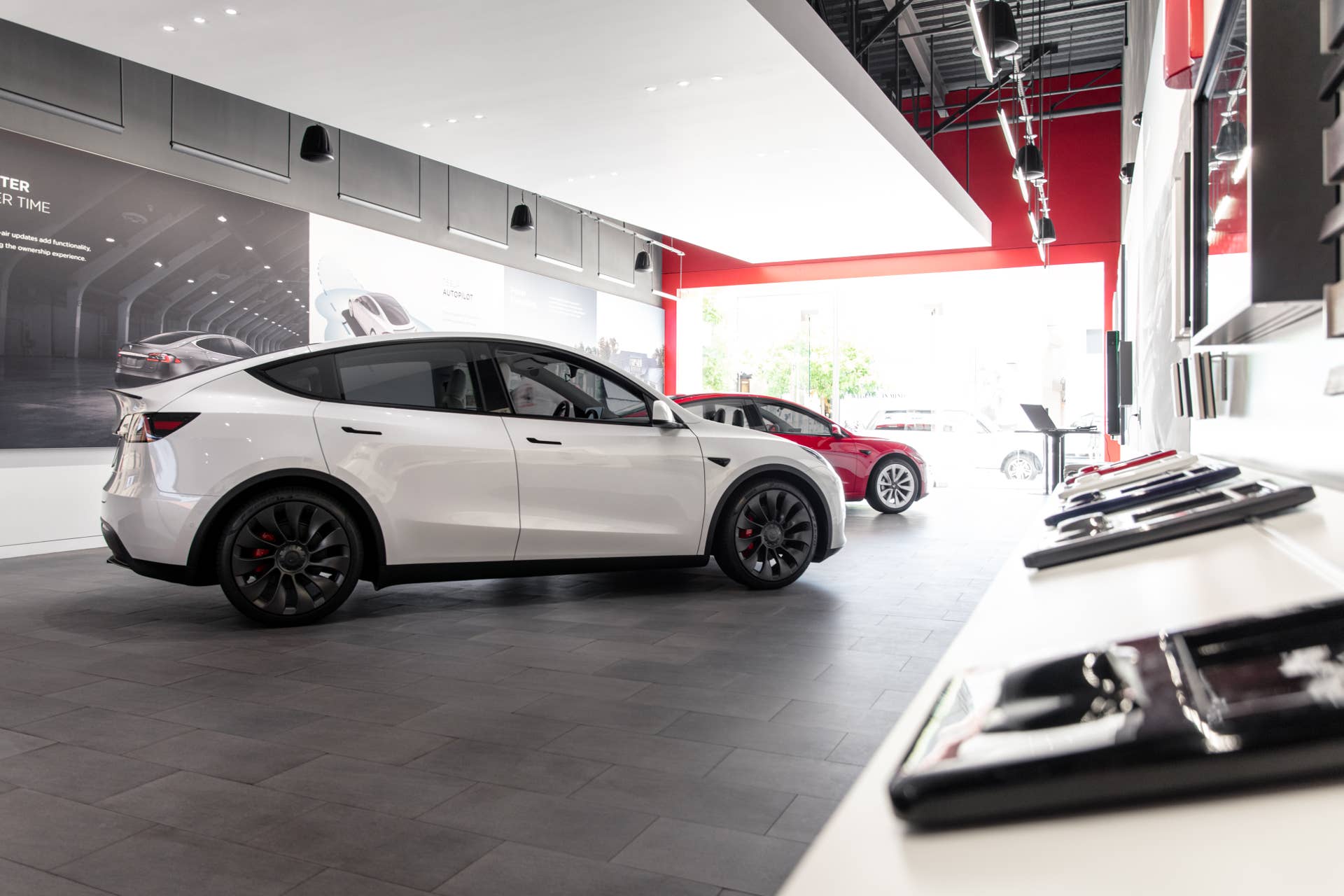 Tesla Model X and Model 3 in Showroom