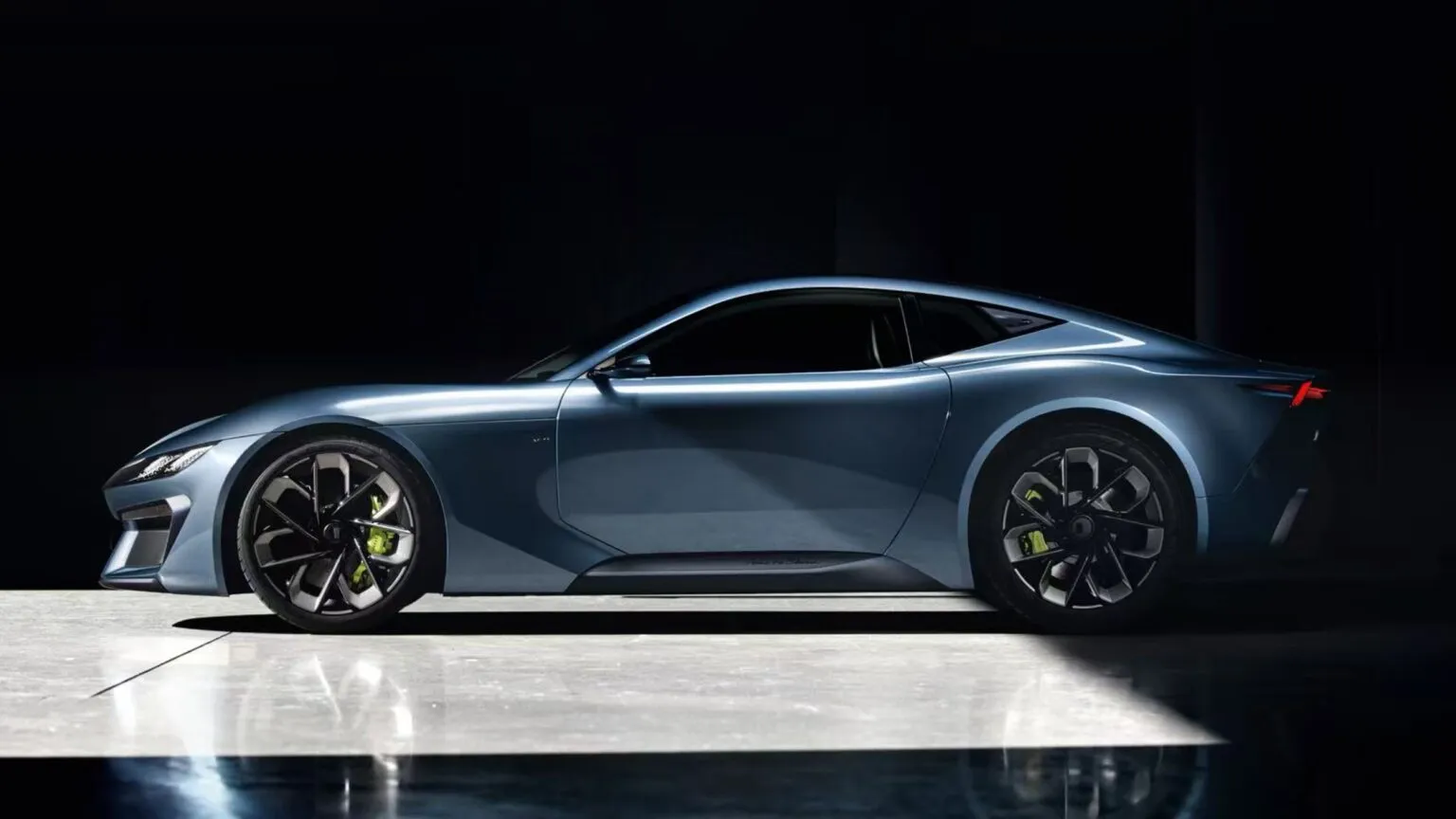 Lynk and Co Time To Shine GT Concept Side