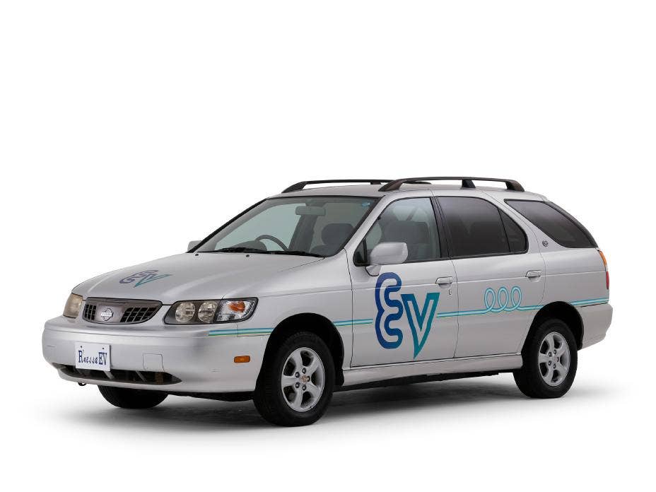 Nissan Altra EV