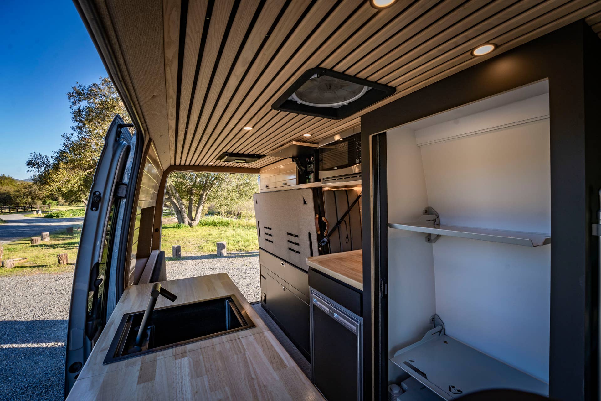 This Mercedes-Benz Van Was Turned Into a $219,000 Luxury Home on Wheels ...