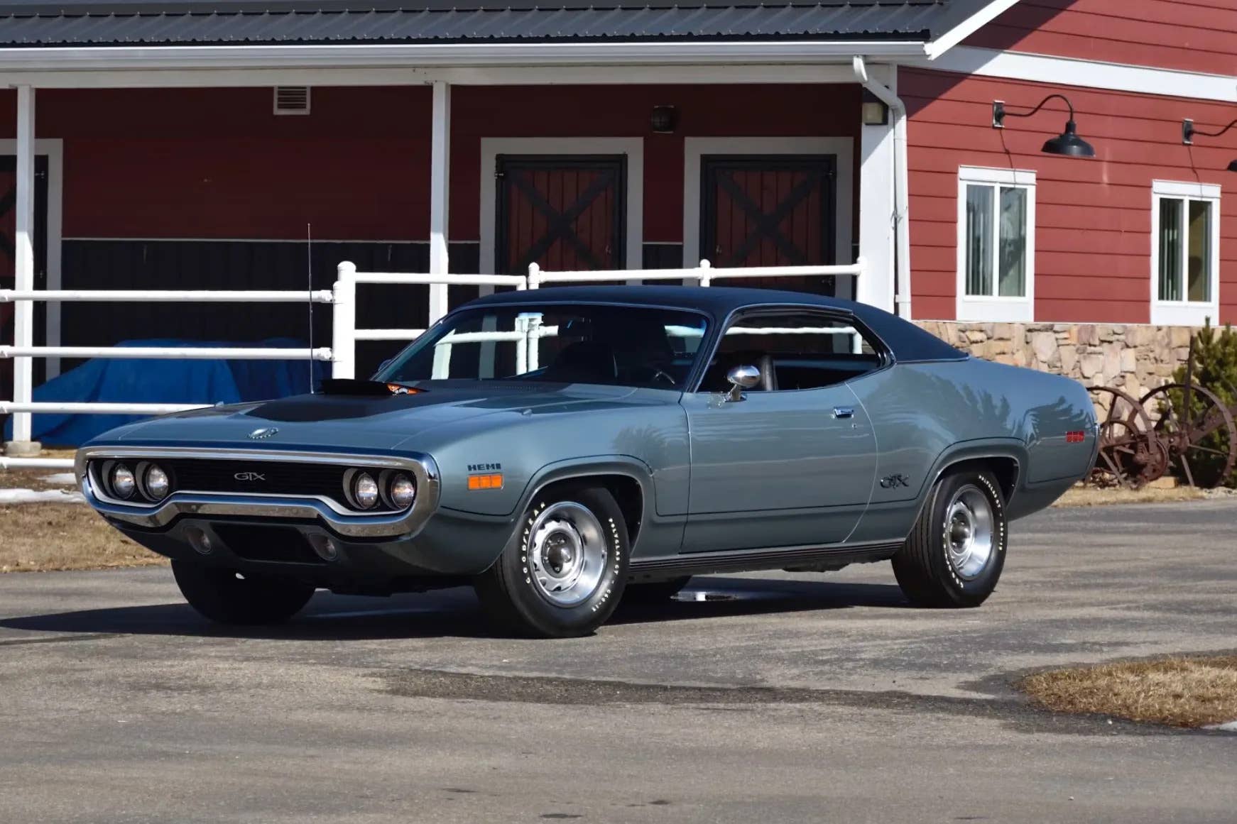 This 1971 Plymouth GTX Hemi Is 1 of 11 Ever Built and Could Sell