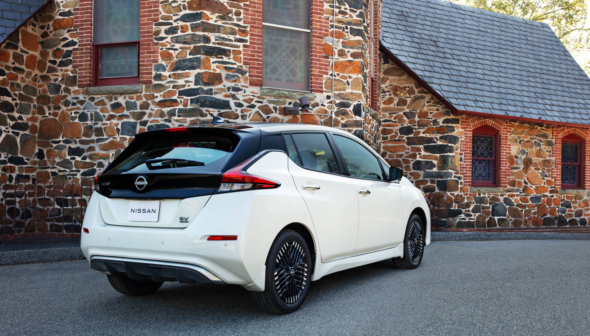 2025 Nissan Leaf