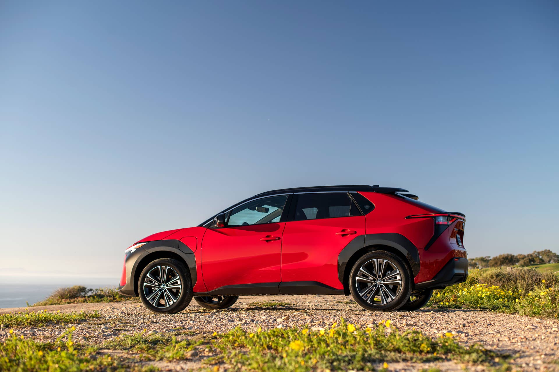 2025 Toyota bZ4X
