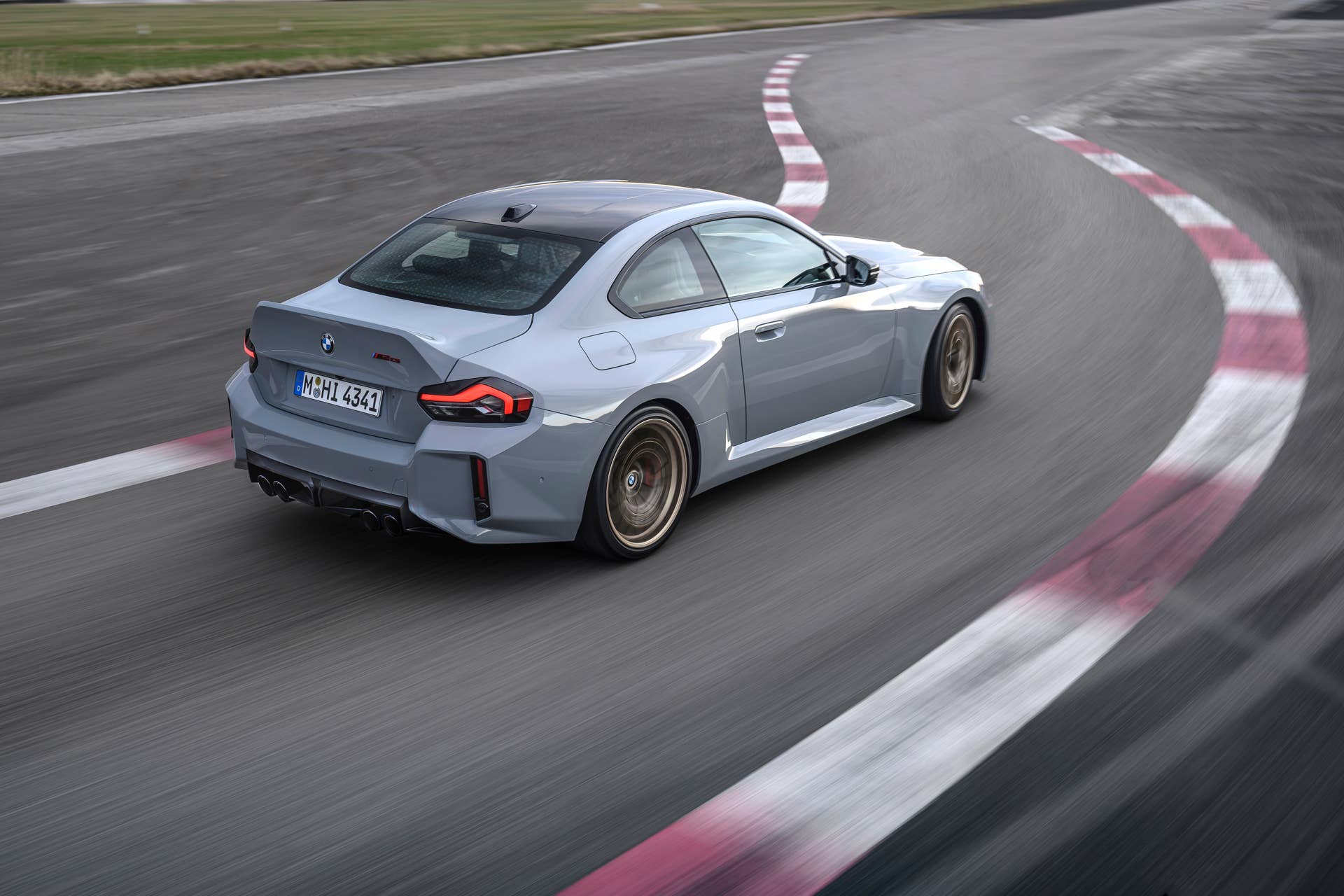 2026 BMW M2