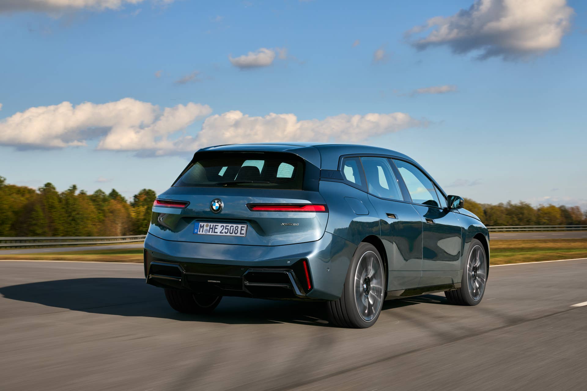 2026 BMW iX