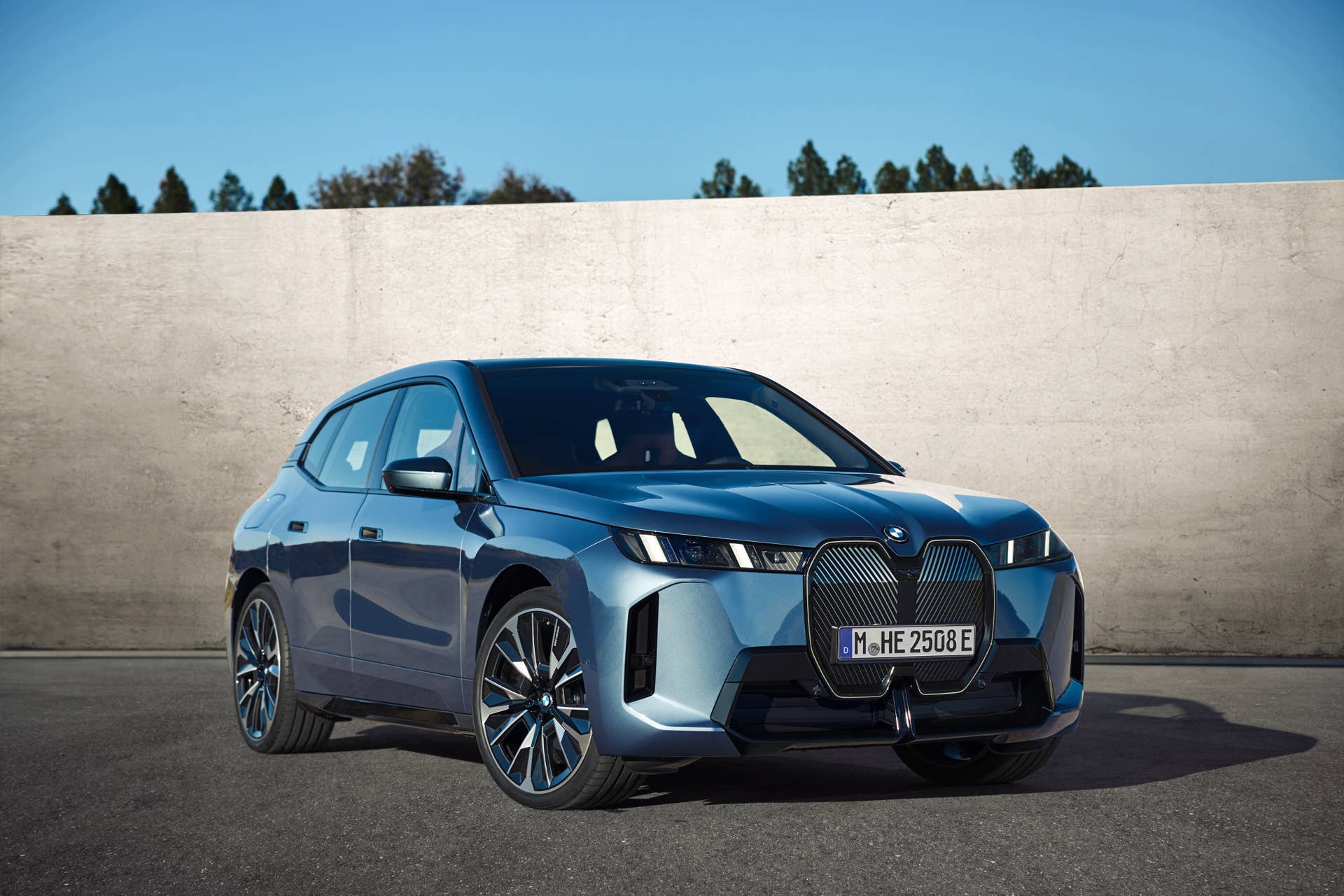2026 BMW iX
