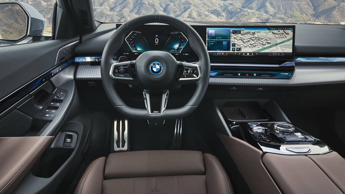 p90505129_highres_the-new-bmw-i5-edriv.jpg?profile=rss