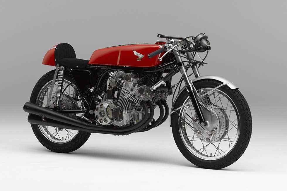 A 1961 Honda RC162 Grand Prix race bike with fairings removed