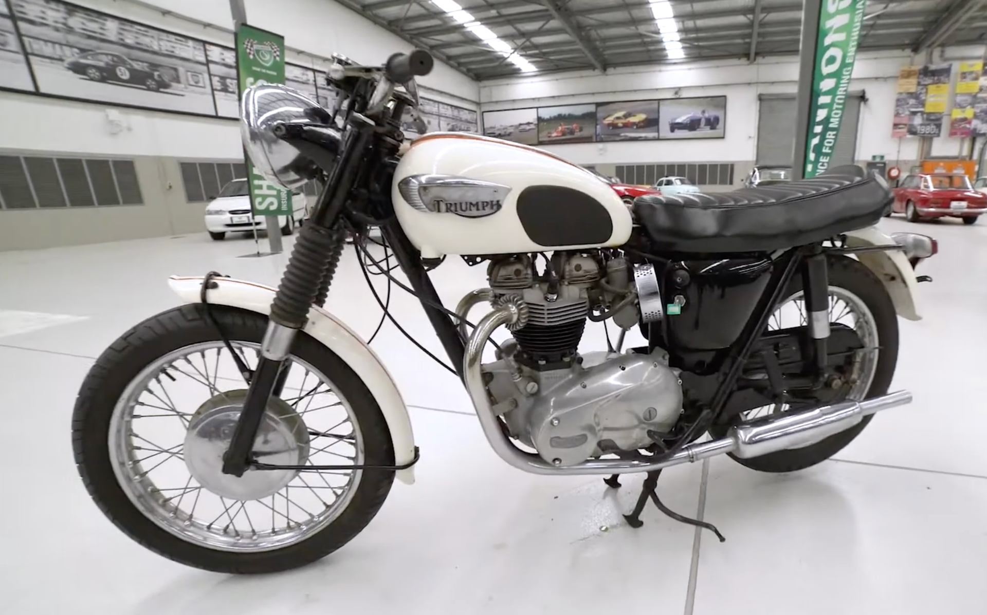How Honda's Four-Cylinder Gamble Created the Modern Superbike