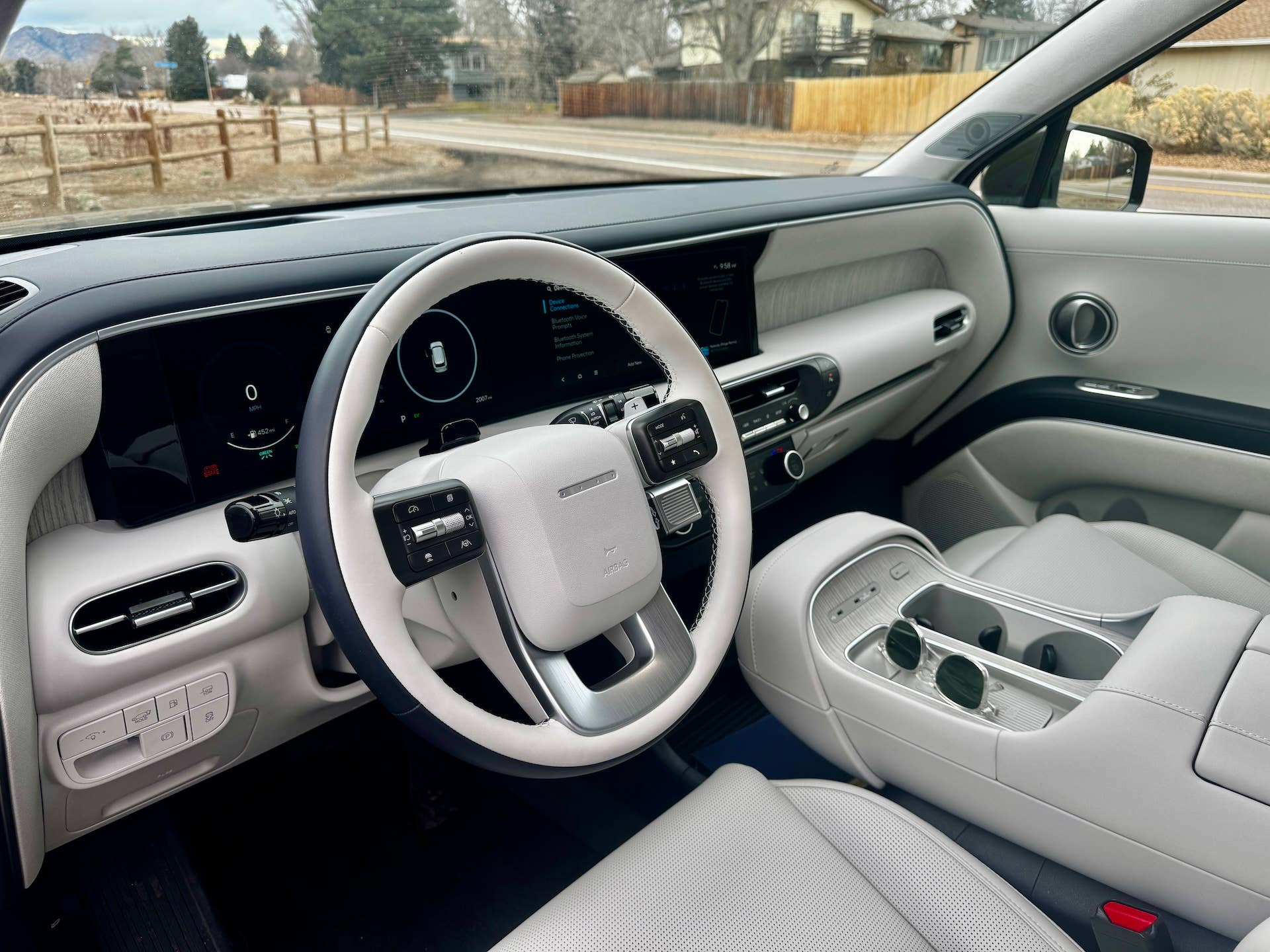 2026 Hyundai Palisade Hybrid front interior