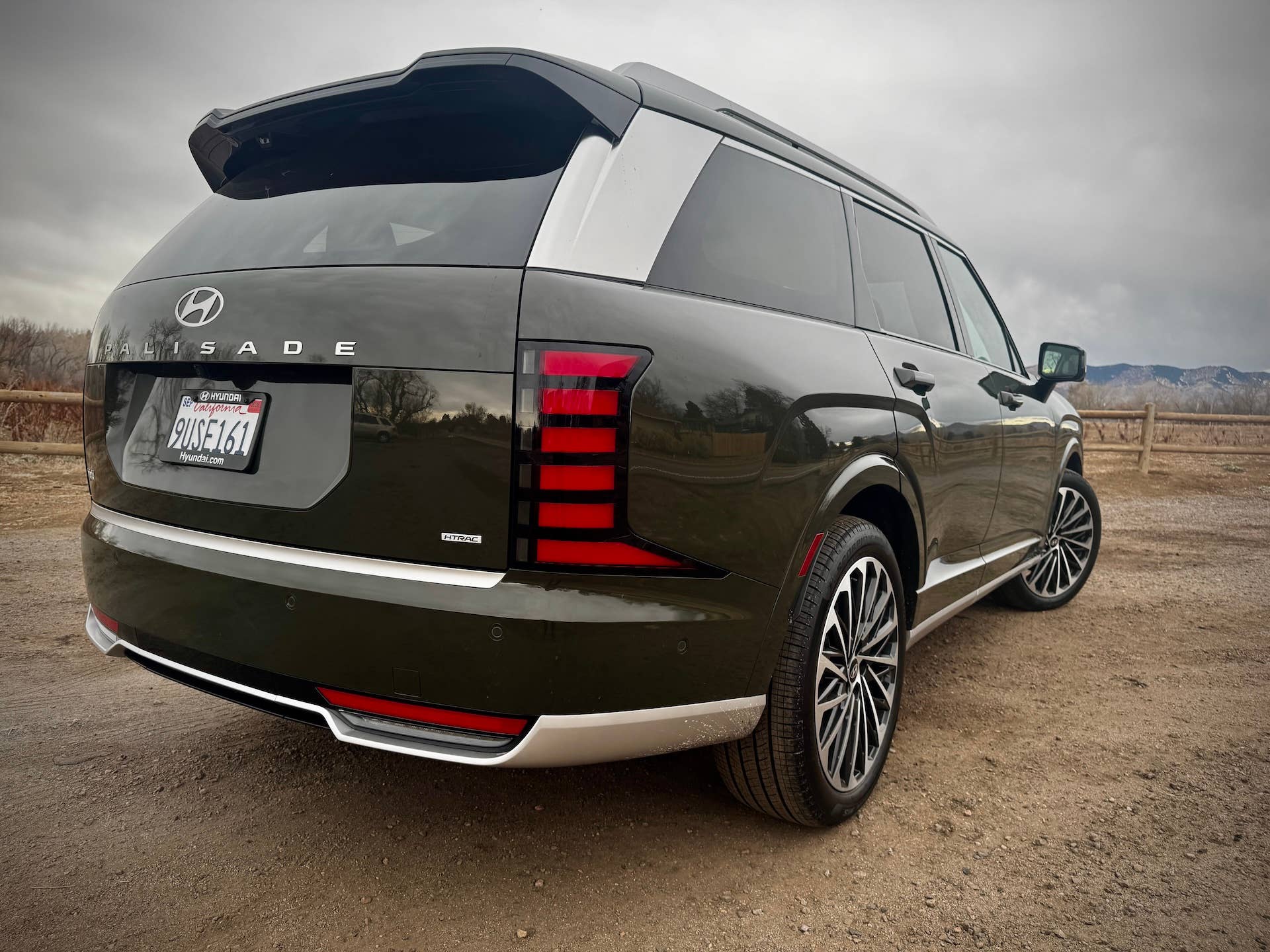 2026 Hyundai Palisade Hybrid rear angle