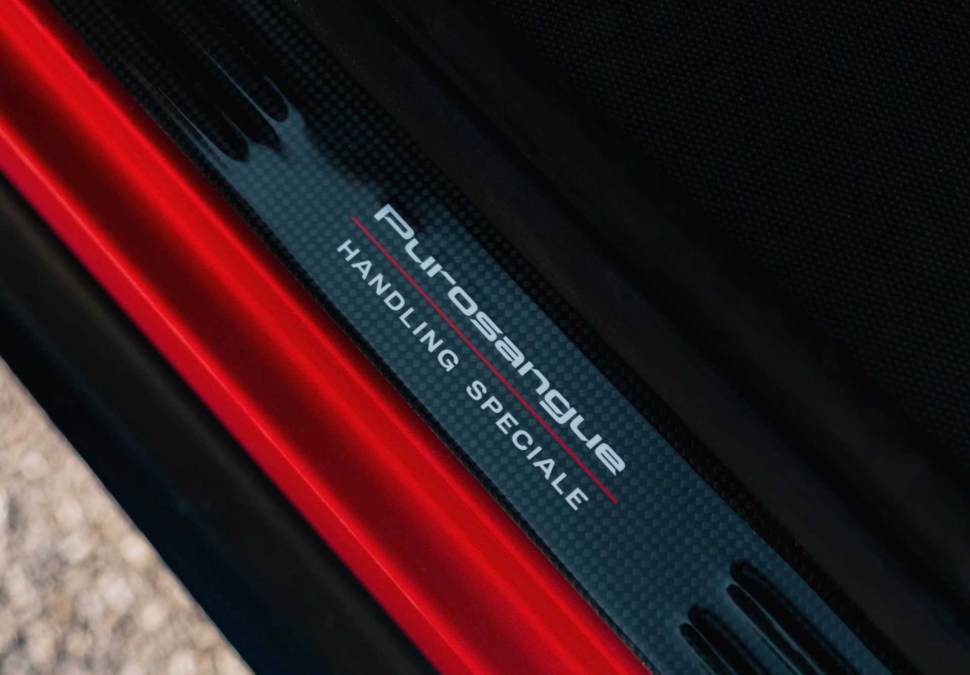 Ferrari Purosangue Handling Speciale