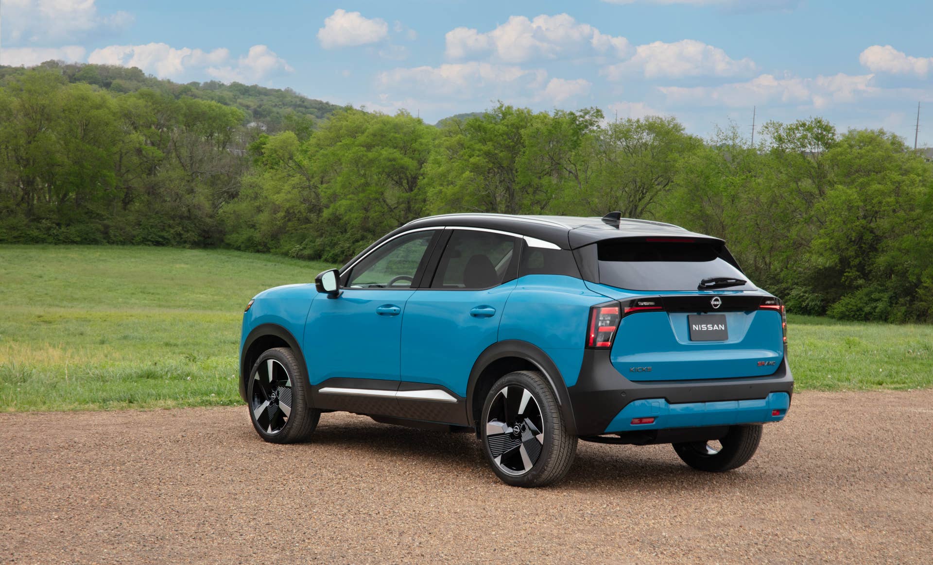 2025-2026 Nissan Kicks