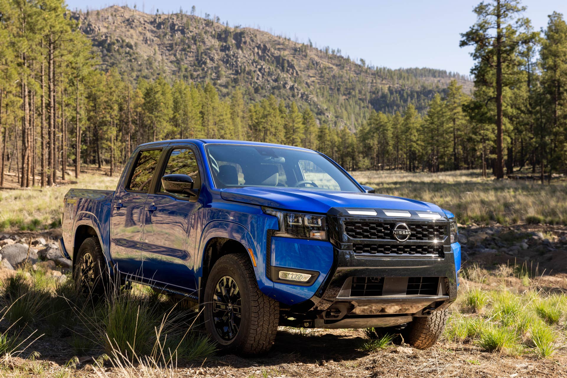 2027 Nissan Frontier Sport Edition Cranks Up the Aggression