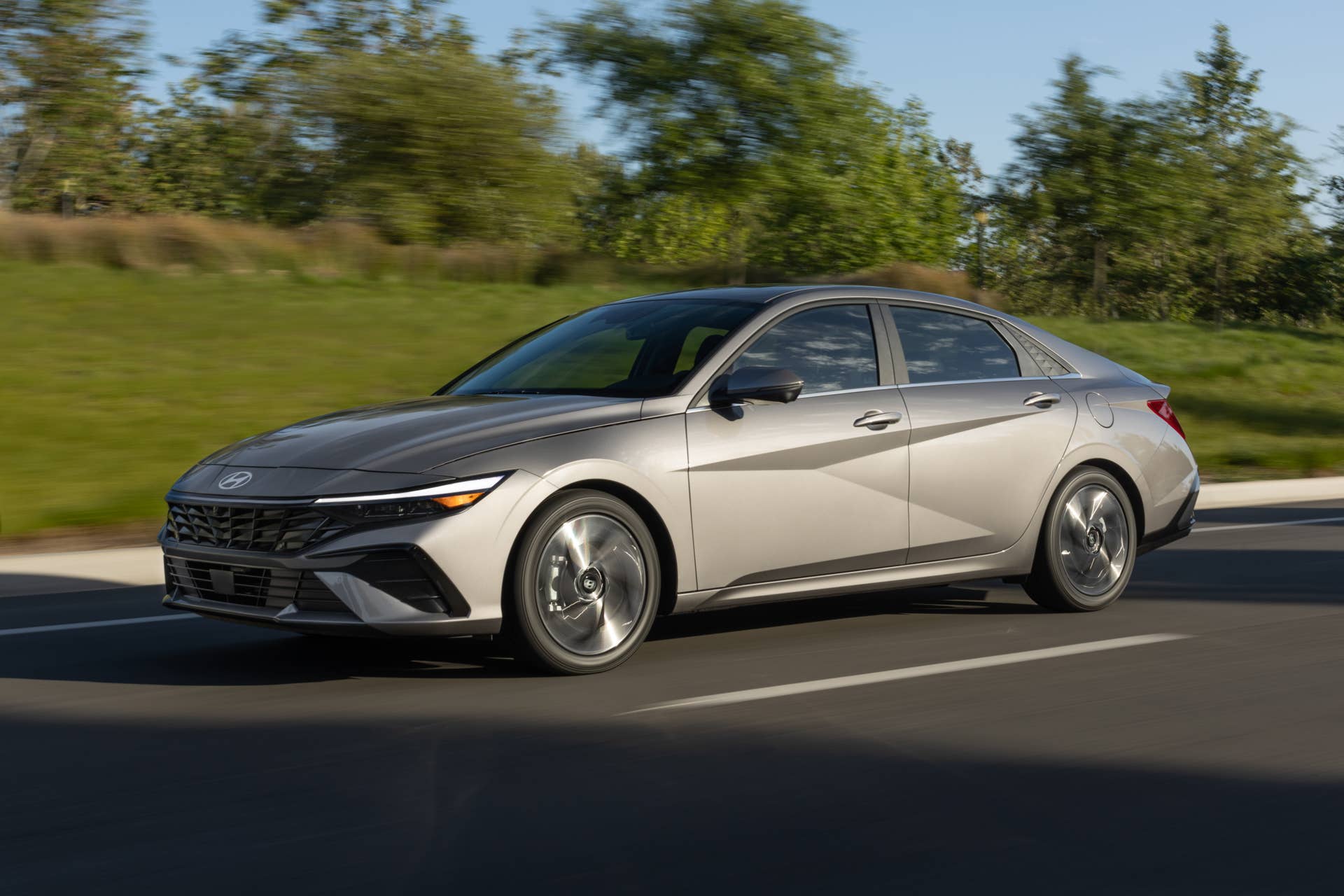 2025- 2026 2026 Hyundai Elantra